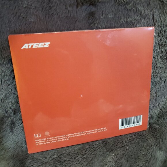 Cheapest ATEEZ GOLDEN HOUR PT.3 US Limited CD Yuno - Picture 4 of 5